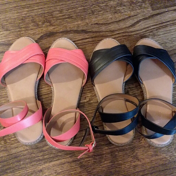 Old Navy Sandal Bundle - Picture 2 of 5